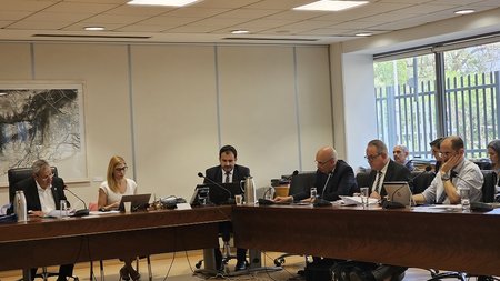 ΕΠΙΤΡΟΠΗ ΜΕΤΑΦΟΡΩΝ