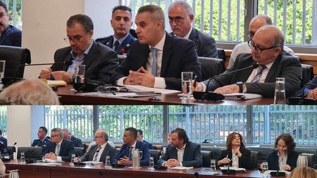 Χωρίς τίτλο