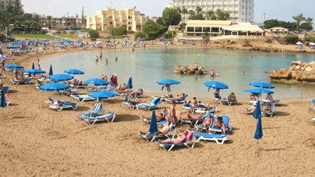 bf337492a0864d5a8d1619941820aa93_XL