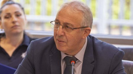 πετρος ξενοφωντος υπουργος γεωργιας