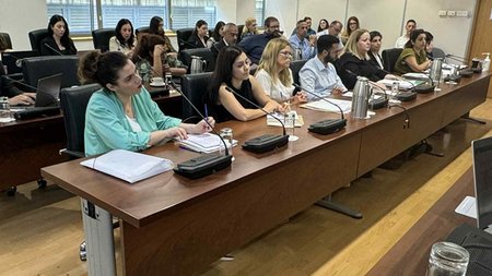 b67f64e1-965c-48d0-95e0-3e01fd5a9880