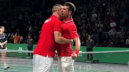 e21d0509523282bc38713e030161db8f_XL.jpg_.pagespeed.ce_.GOOgOakIdw[1]