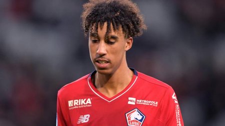 leny-yoro-lille-2022-2023-1690402044-112564[1]