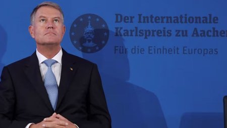 roumania-proedros-in.gr_