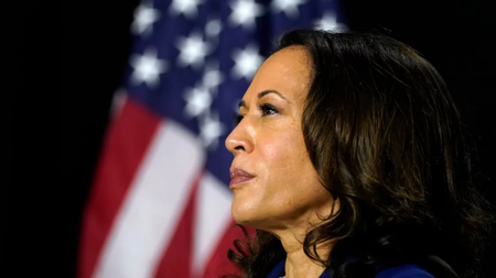kamala-harris-amerikaniki-simaia.jpg