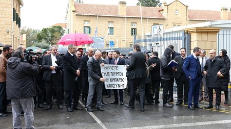 ΔΙΚΗΓΟΡΟΙ ΔΙΑΜΑΡΤΥΡΙΑ 1