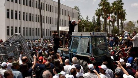 v2babakanlk-eylem_1716810102