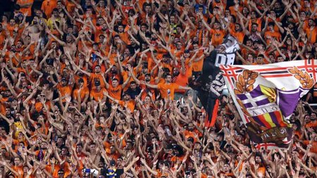 apoel-fans-1-1