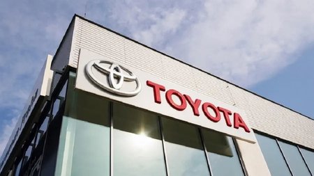 TOYOTA