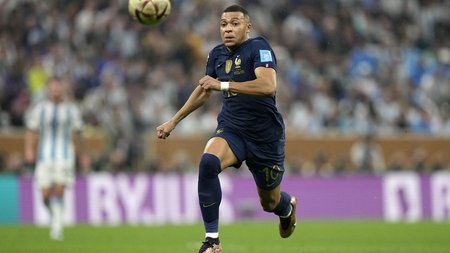 mbappe-france (1)