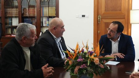 συναντηση