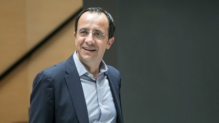 nikos
