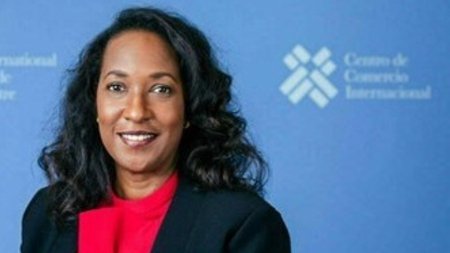 ΠΑΜΕΛΑ ΧΑΜΙΛΤΟΝ