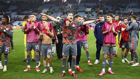 olympiacos-villa-aston_004530