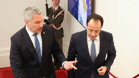 Collage Maker-15-Jun-2023-08-09-AM-9938