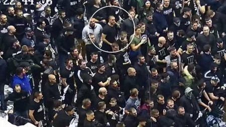 gf5dyxmxoaan0dz-(1)_153717