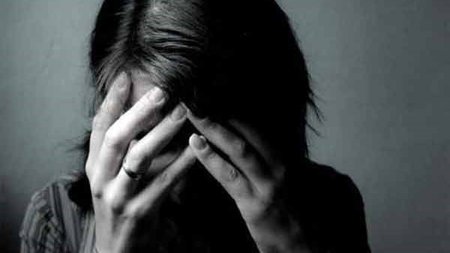 kakopoiisi_gynaika_513517781