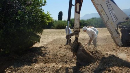 katehomeni_lapithos_dea_agnooymenoi