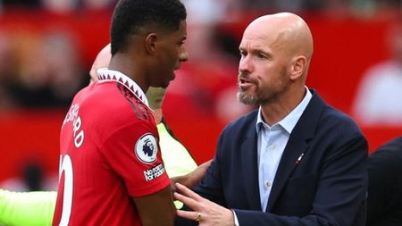 1_Manchester-United-v-Arsenal-FC-Premier-League[1]