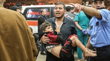 gaza_hospital_palestinians