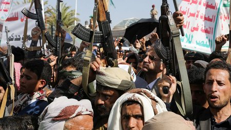 2024-05-03T124513Z_882241919_RC20J7ALI5CU_RTRMADP_5_ISRAEL-PALESTINIANS-PROTESTS-YEMEN