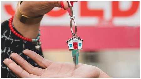 Collage Maker-08-May-2023-01-40-PM-8957