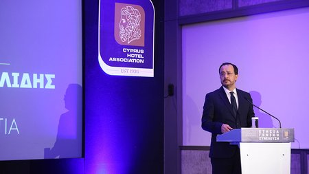 Christodoulides_hoteliers_Pasyxe