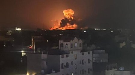 skynews-yemen-hodeidah-emplosions_6418838