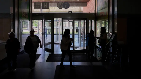 arthrou-ispania-blackout