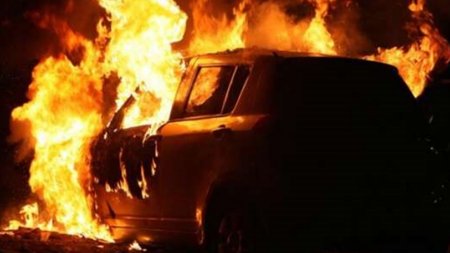 emprismos-autokinito18-696x428