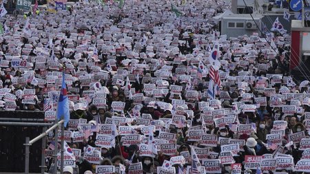 diadilotes-notia-korea