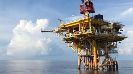 MixCollage-07-Dec-2023-08-36-AM-6053