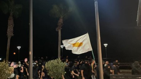 379577767_1055118402592060_2016729660146666407_n