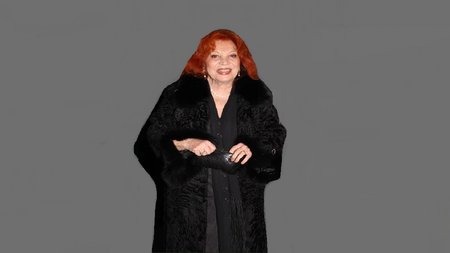 ΧΡΥΣΟΥΛΑ ΔΙΑΒΑΤΗ 1