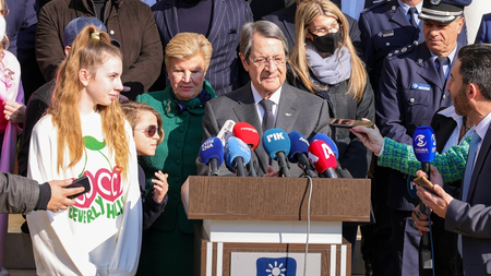 f6563f05-65cf-45f8-9de0-f24ba41d9634.jpg
