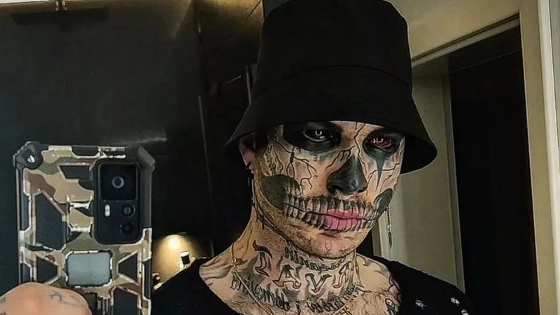 tatouaz-inkcroalpha.jpg