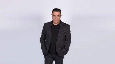 ΧΑΡΗΣ ΑΚΡΙΤΙΔΗΣ 1