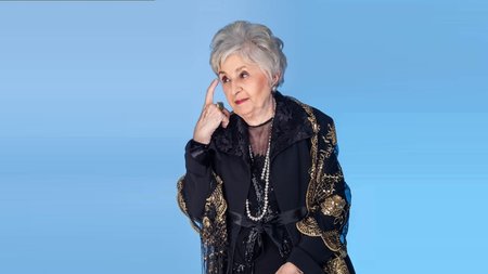 ΕΦΗ ΠΑΠΑΘΕΟΔΩΡΟΥ 1