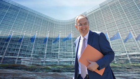 ΚΟΜΙΣΙΟΝ-ΚΑΔΗΣ