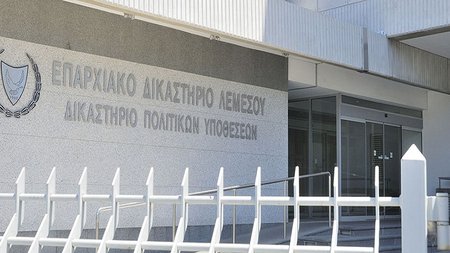 ee366766-ce49-4f2a-b822-81a34bf794f7_kakoyle