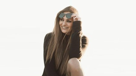 ΒΙΚΥ ΚΟΥΛΙΑΝΟΥ 1