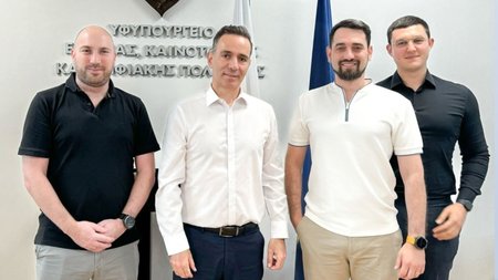 MixCollage-19-Jul-2024-11-41-AM-7572