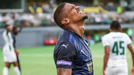 zalgkiris-pafos-fc-2-1-elpides-me-zairo-apo-sponta