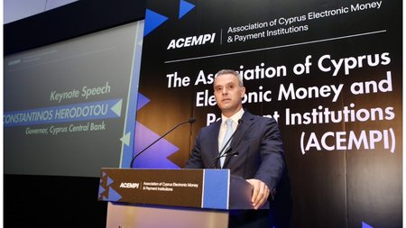 Collage Maker-28-Sep-2023-06-33-PM-3231