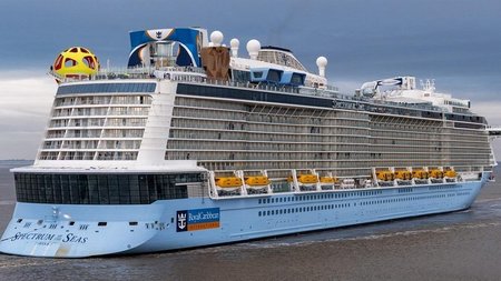 SPECTRUM OF THE SEAS