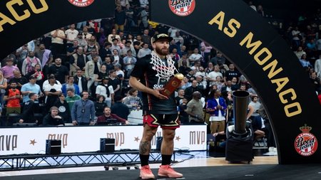 james-e172482876880500