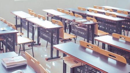 classroom-gec86be4bd_1920