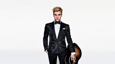 JUSTIN BIEBER 1