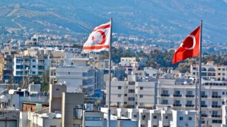 f9d4c3b0cfff45af681e8f9e1569cda8