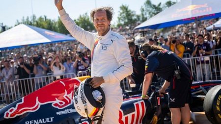 seb_vettel_nurburgring_red_bull[1]